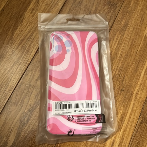iPhone 12 Pro Max case - Picture 6 of 6